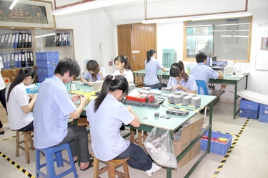 Shenzhen Lunfeng Technology Co., Ltd